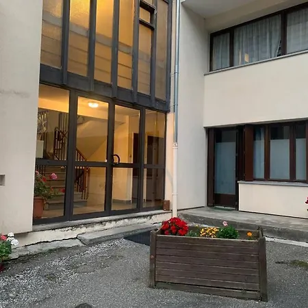 Lägenhet Apt 1 Avec Balcon Vue Montagne Eaux-Bonnes